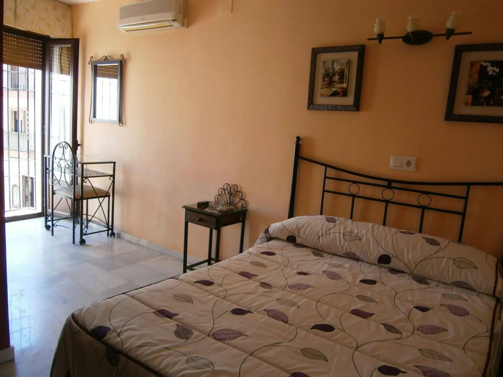 Hostal Almanzor