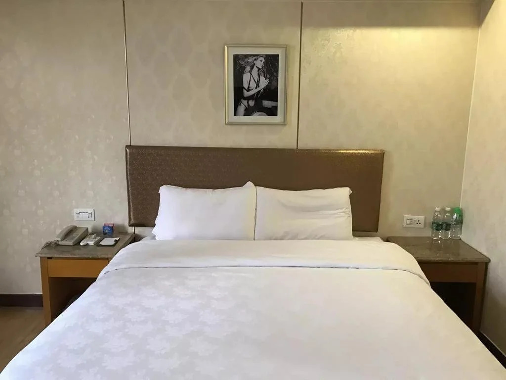 Spring Charm Hotel
