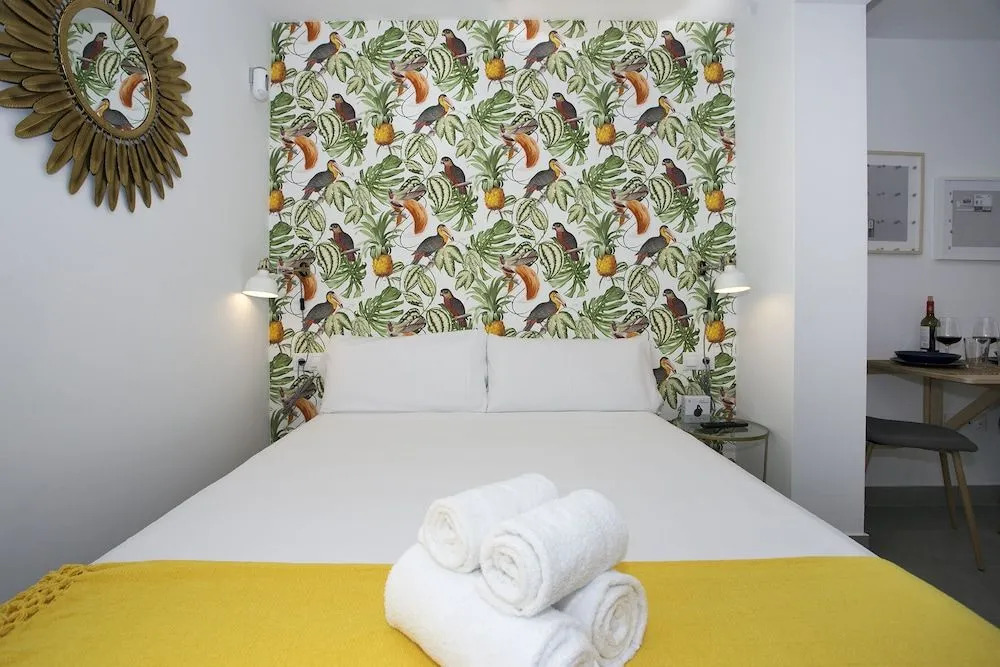 Kiwi & Tropycal Apartment