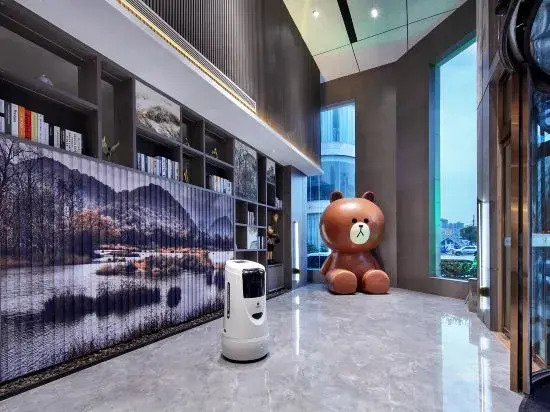Ease Hotel (Jingmen Wanda Plaza Smart store)