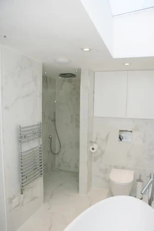 Bright 2 Bedroom Apartment in Central Bristol