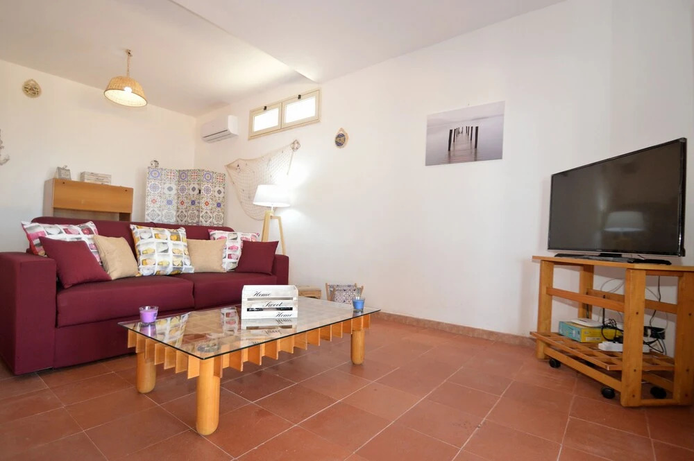 Villa Baialuce a stone's throw from the Faraglioni and the Zingaro Reserve