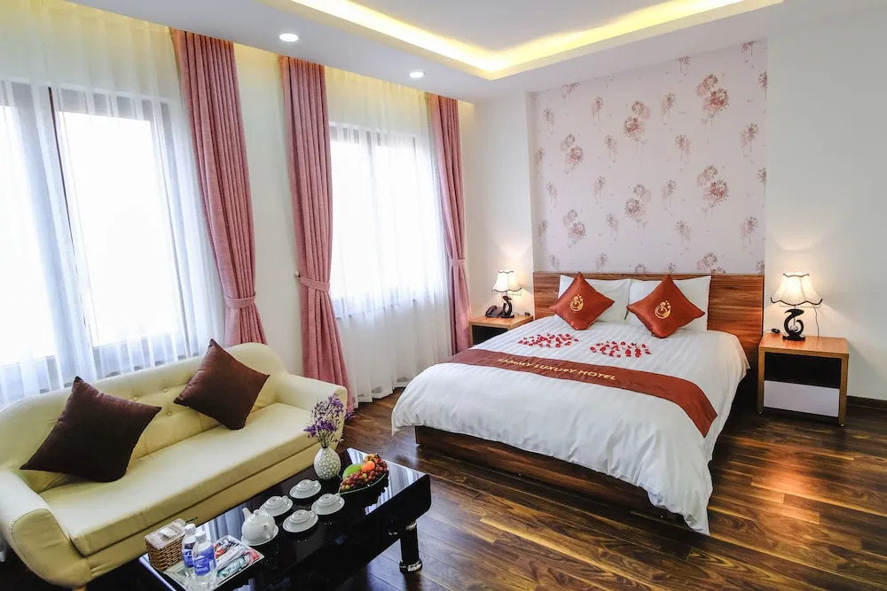 Sammy Luxury Hotel