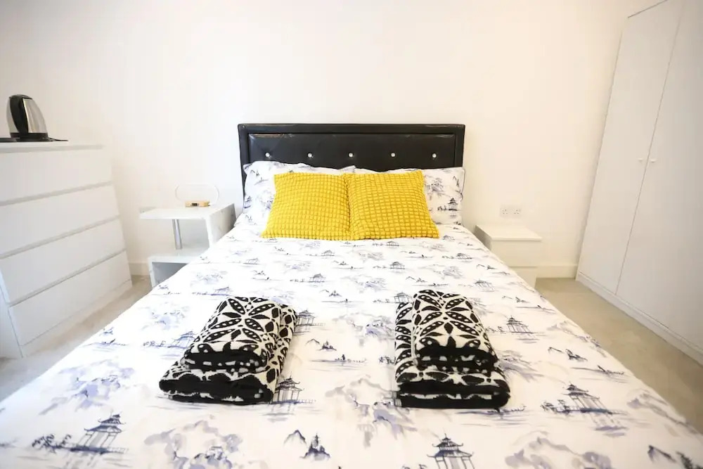 Luxury London Apartment With 5 Bedrooms
