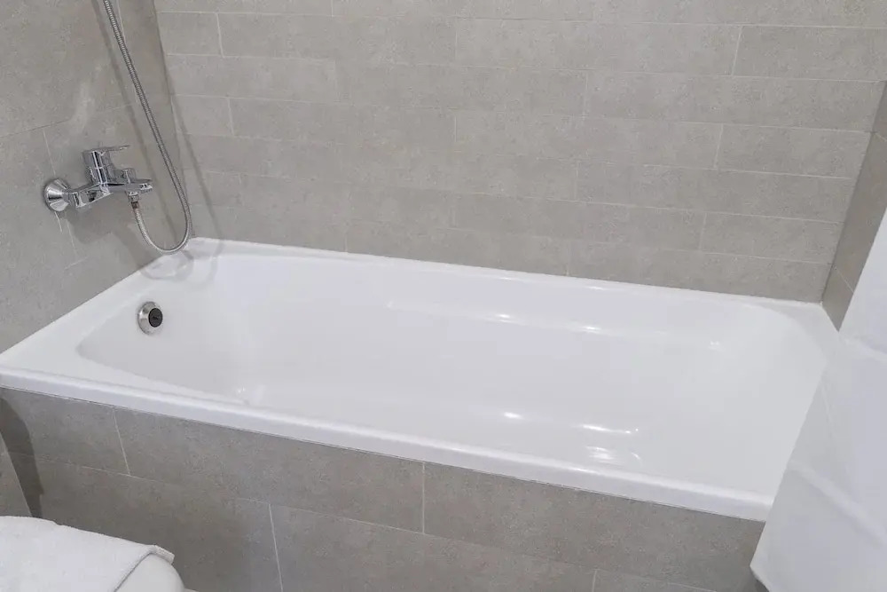Stunning 1 BR With Pool View in Rawda Apartments
