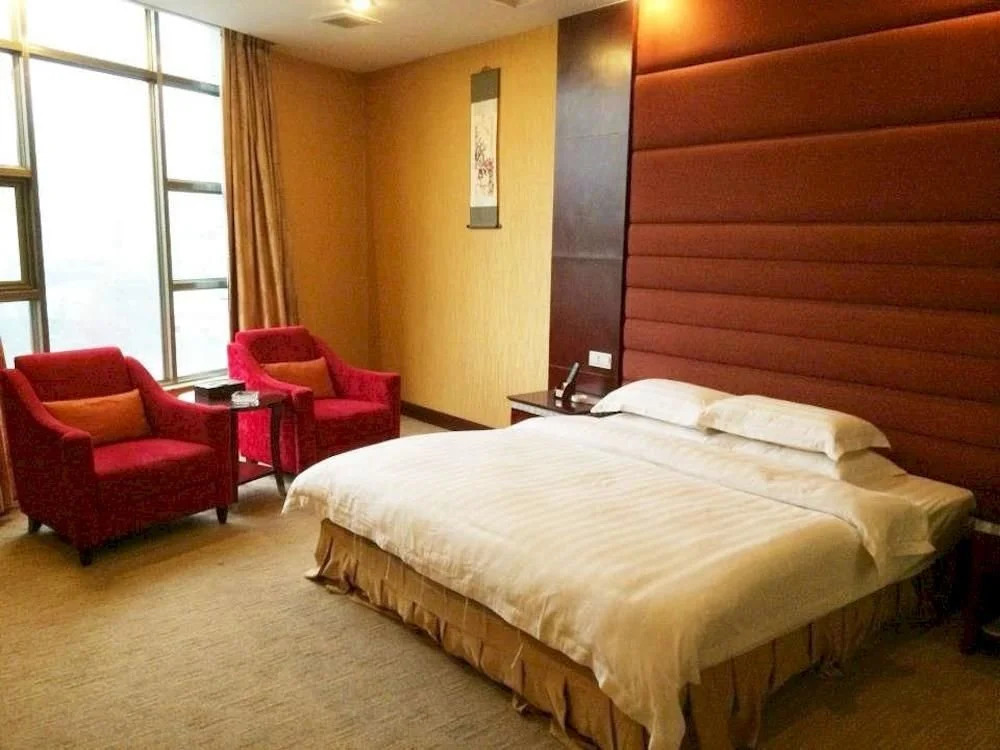 XIN Jiayue Hotel