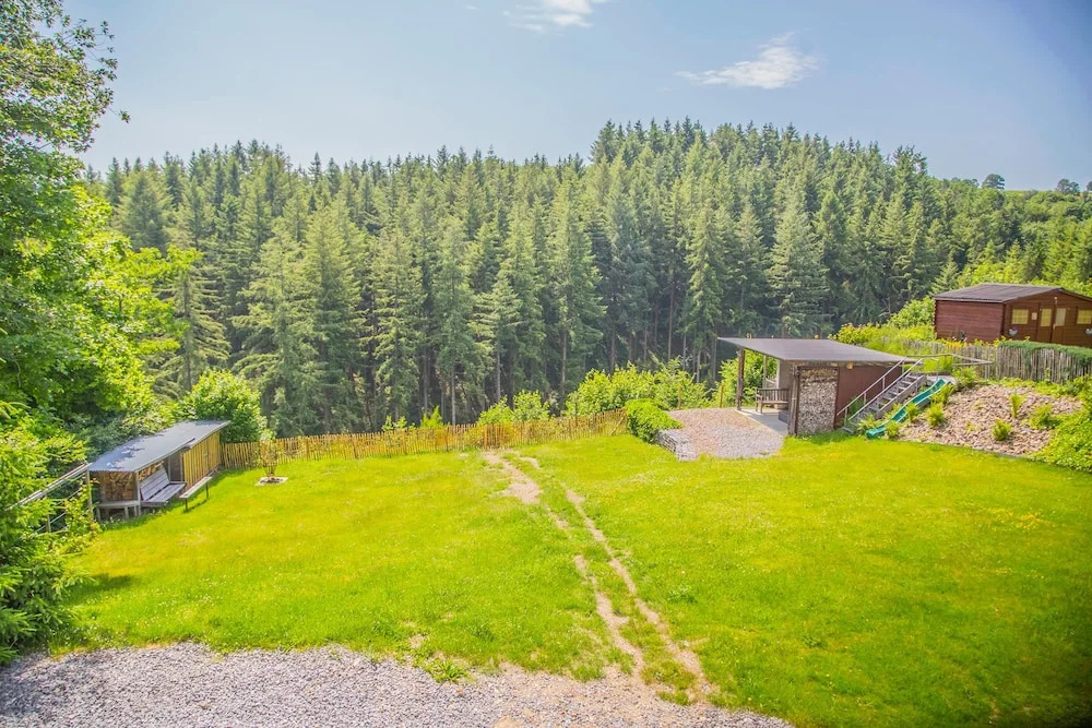 Holiday Home With a Terrace in Warisy