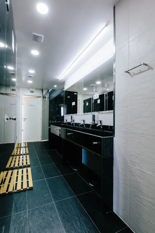 Lisbon South Hostel