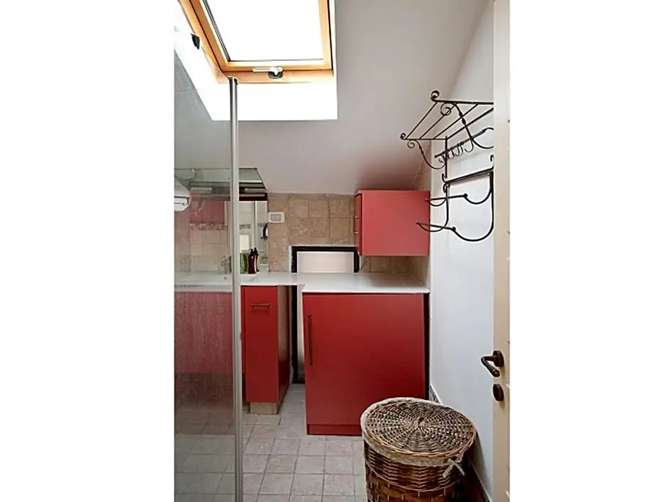 Neve Tzedek European Style w/ Balcony by Sea N' Rent