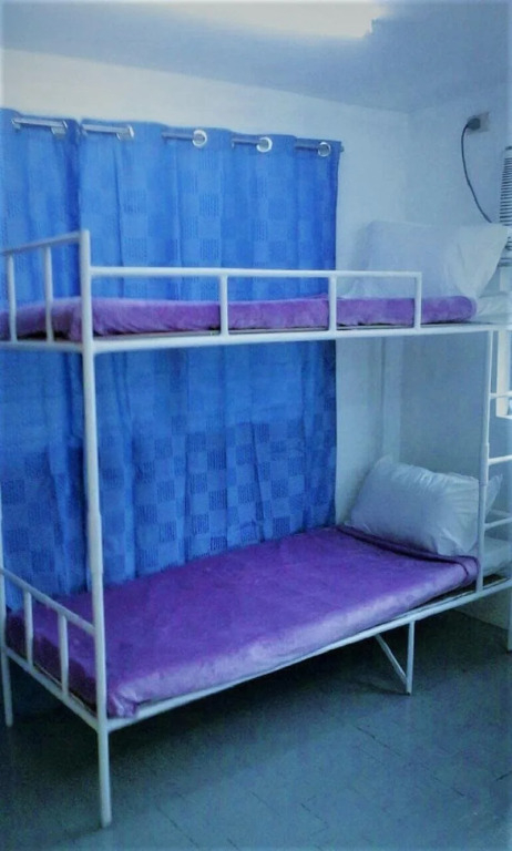 Bunks Makati - Hostel