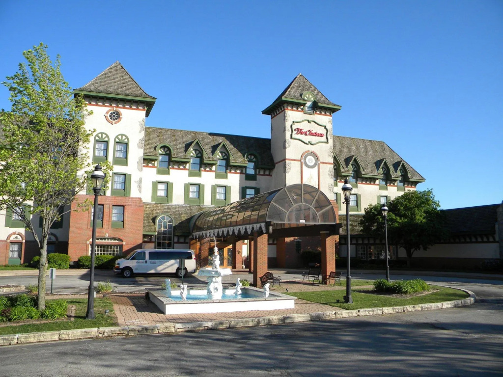 Chateau Hotel and Conference Center