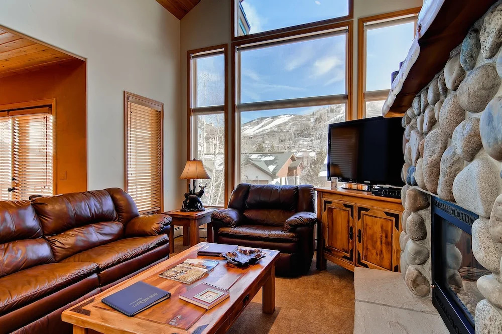 Evergreen Townhomes by Steamboat Resorts