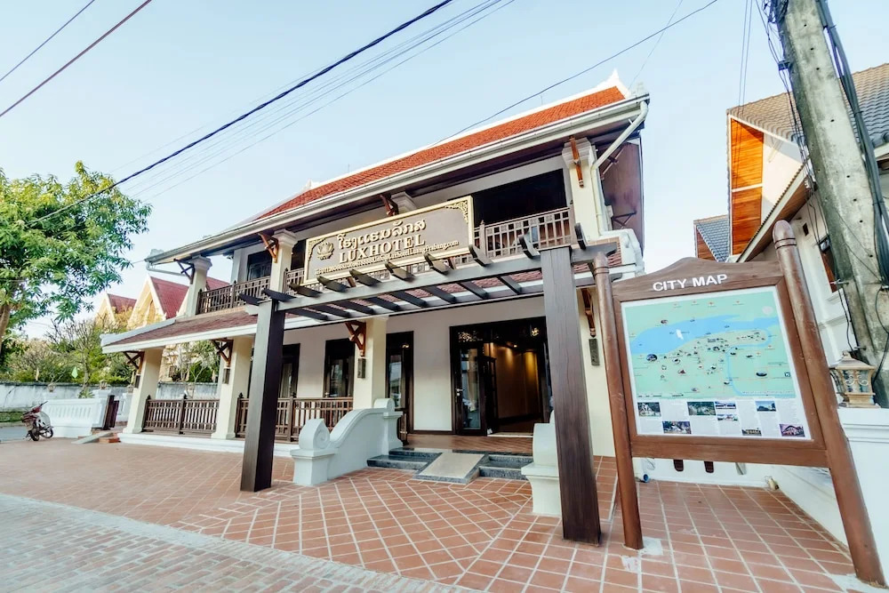 Lux Hotel