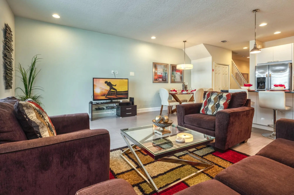 Nice and pleasant townhome villa with private pool near Disney
