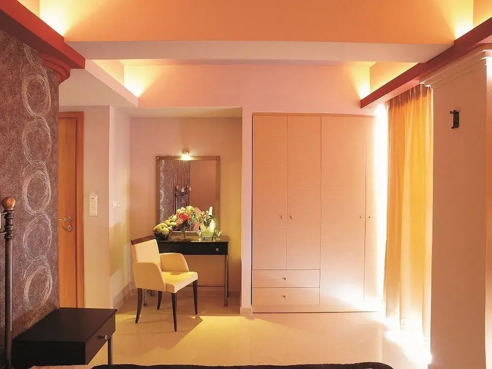 Niriides Beach Hotel