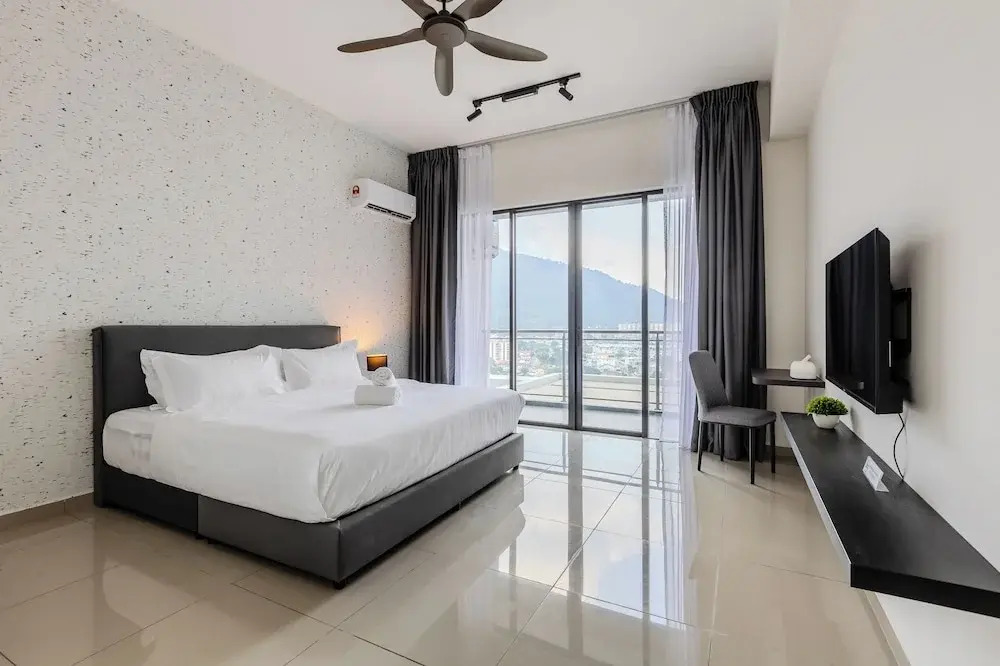 Sunshine Residence Suites