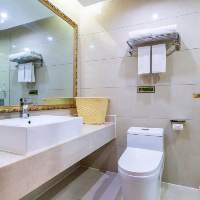Vienna International Hotel (Changsha Wuyi Square)