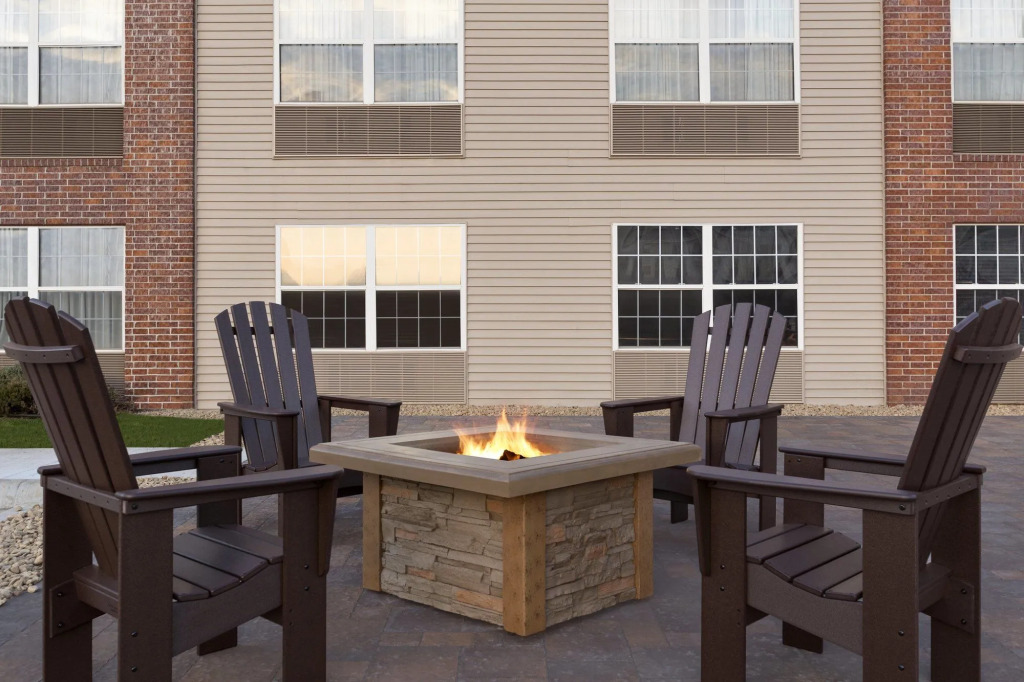 Country Inn & Suites Rochester South