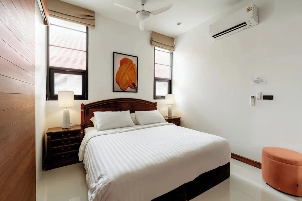 Villa Viola | 7 BR Brand New Fully Staffed Villa
