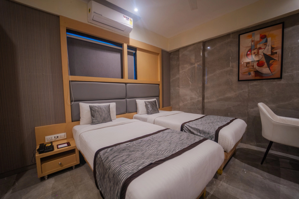 Shyanu Lords Eco Inn Airoli-Near Mindspace