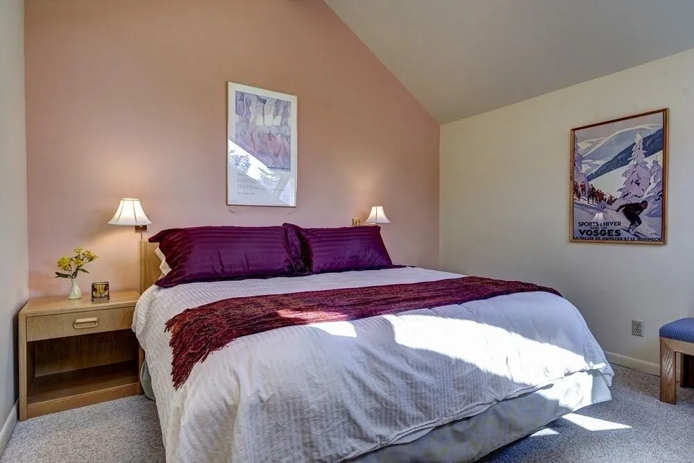 1115 Lowell Avenue 4 Bedroom Condo