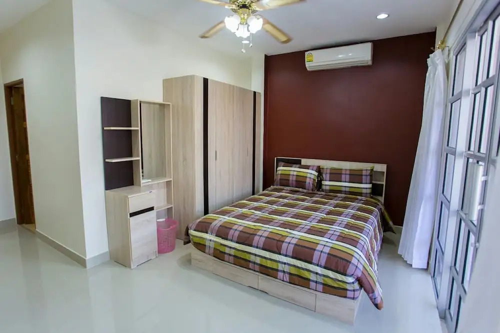The Jomtien Modern Pool Villa