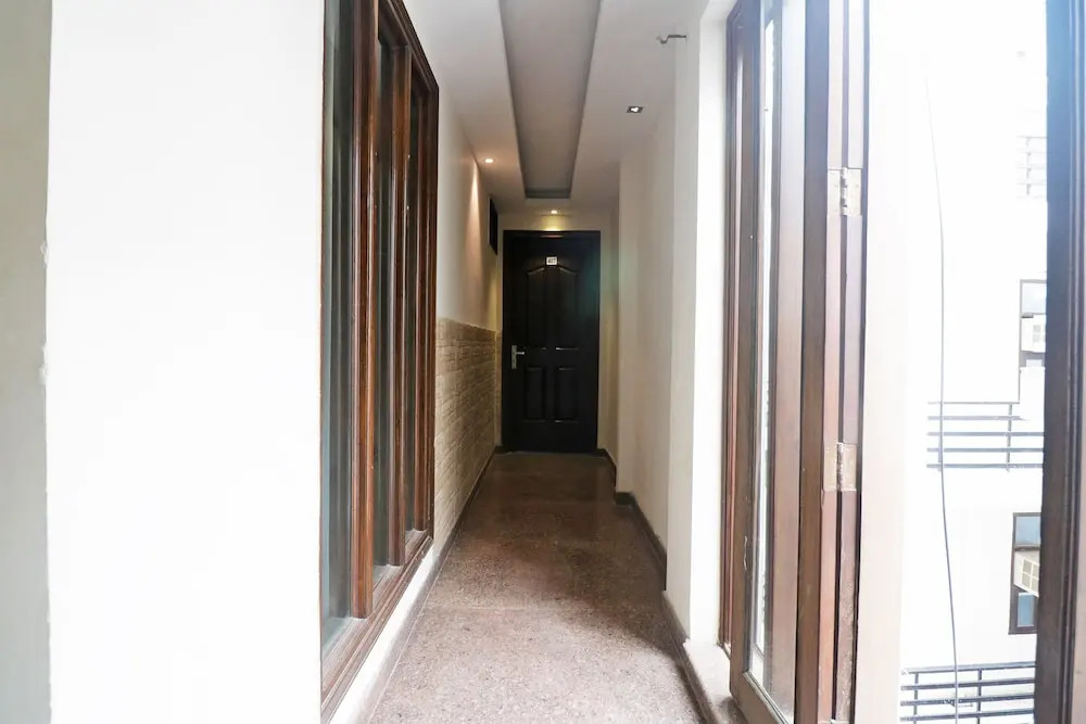 OYO 49069 A Suites