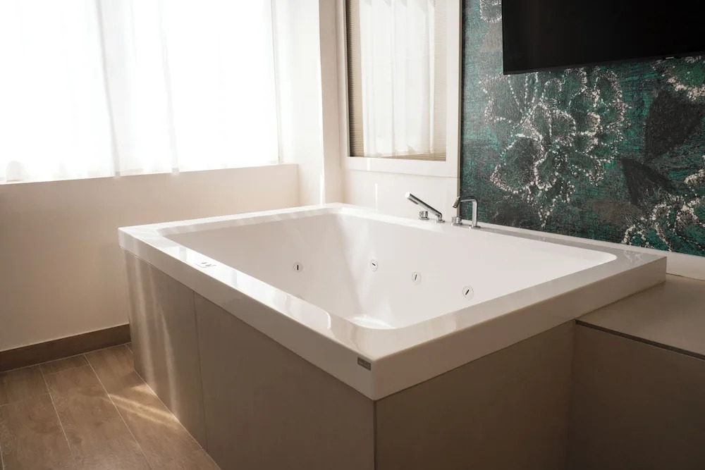 Monumental Luxury Rooms