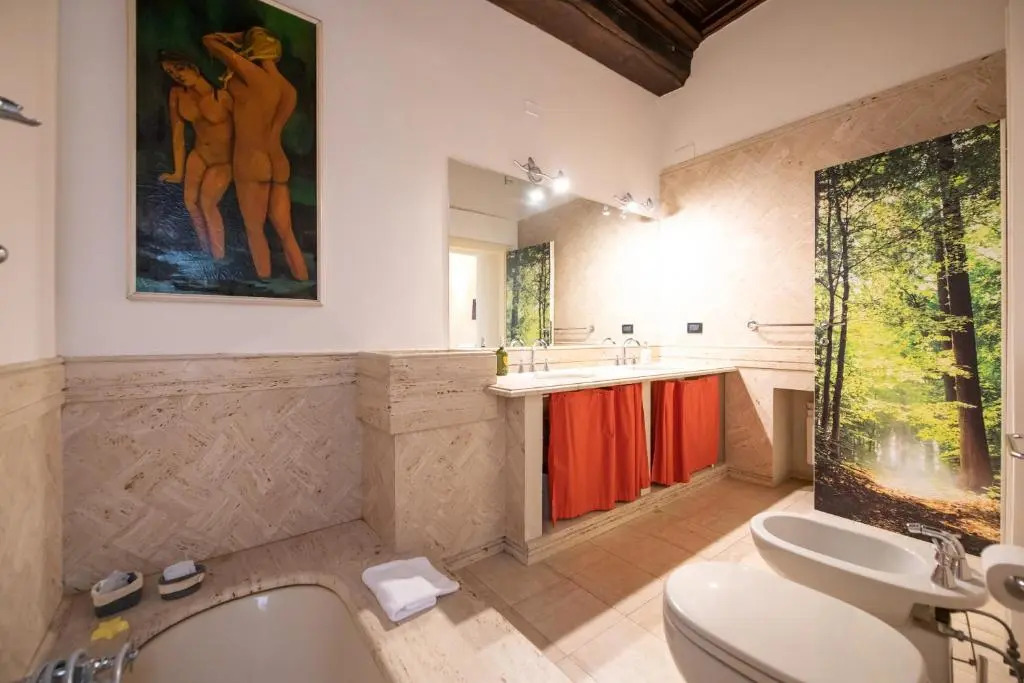 Magenta Luxury Crociferi 3