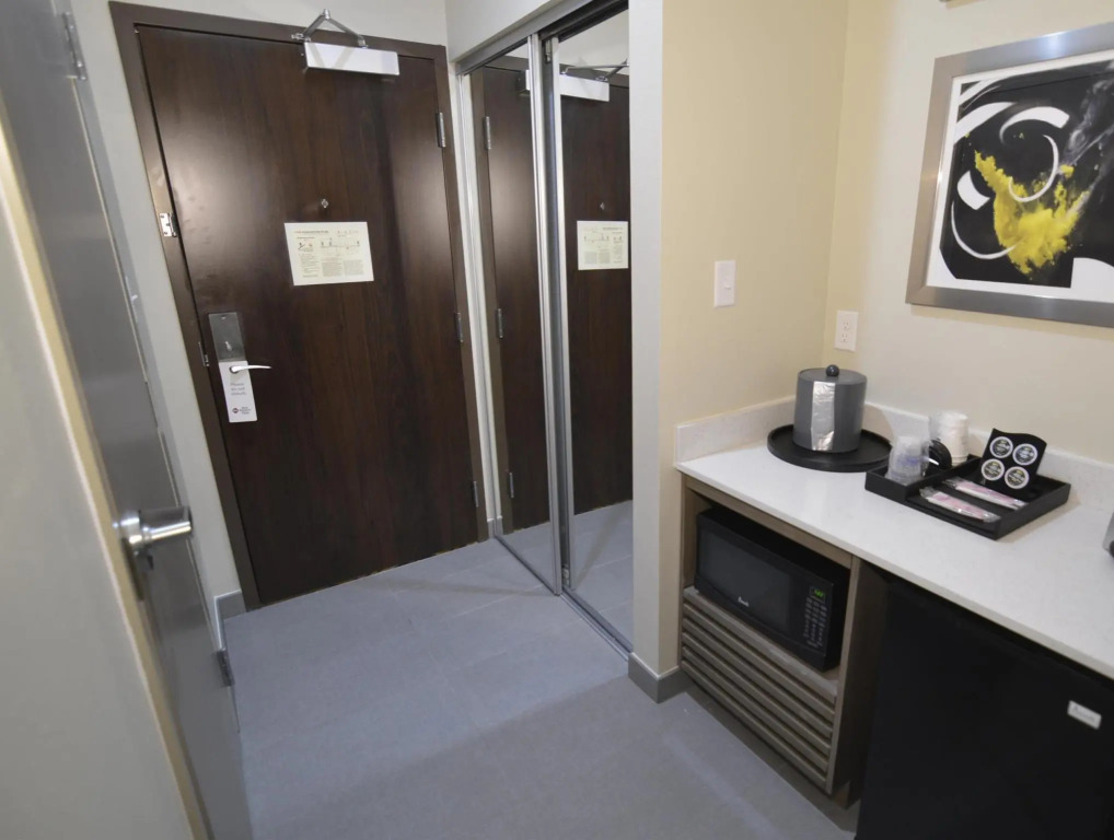 Comfort Inn & Suites Houston I-45 North - IAH