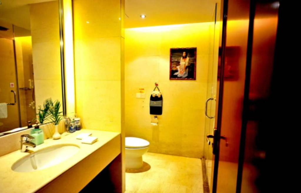 Hubei Huatian Hotel