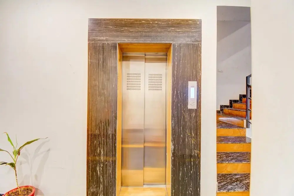 Comfort and Elegant Stays in Udaipur