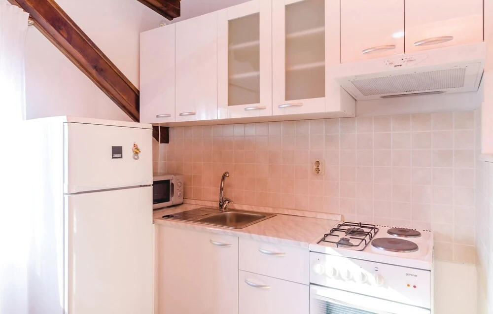 Awesome Home in Sipan With Wifi and 6 Bedrooms