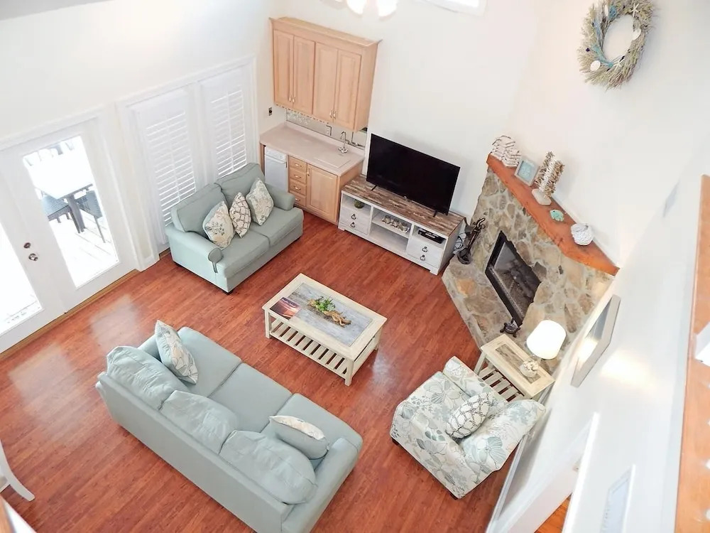 033 Royal Sunset 3 Bedroom Home