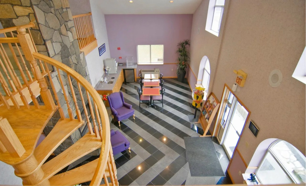 AmeriVu Inn & Suites