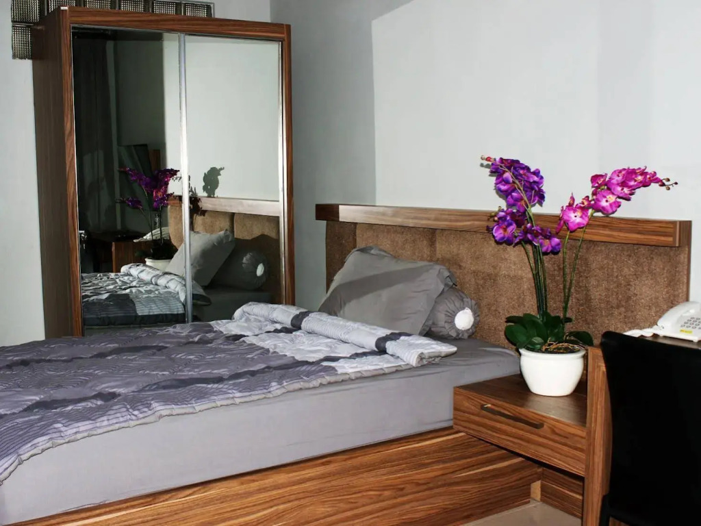 Collection O 92277 Setra Priangan Guest House