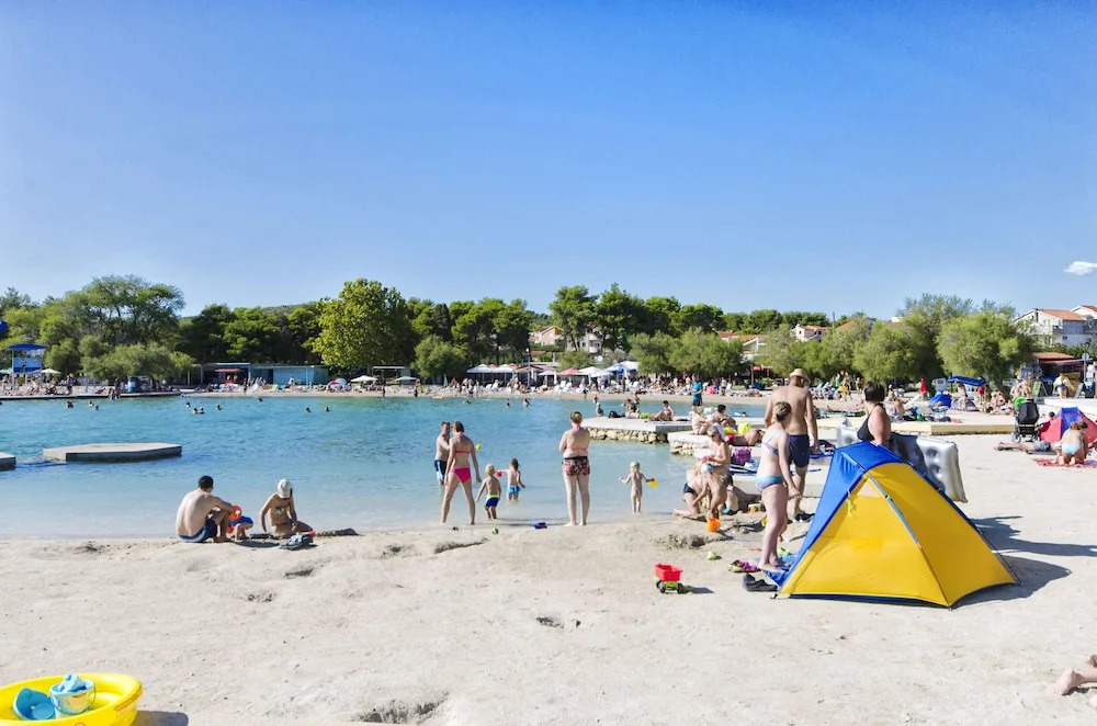 Apartments Mirjana Blue Beach