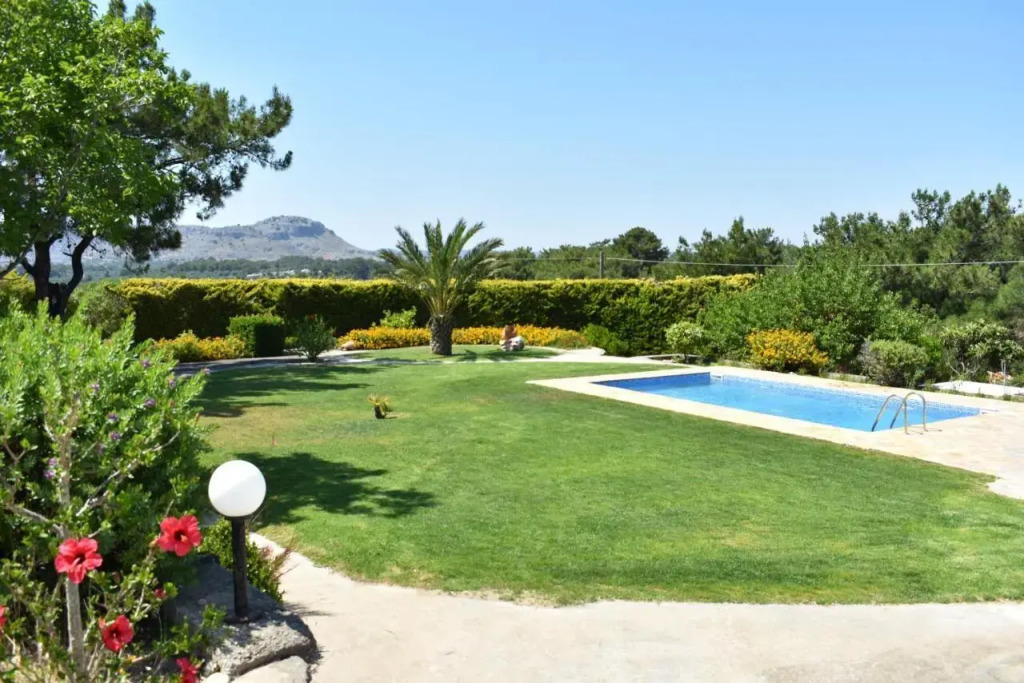 Villa Paradisos Archangelos