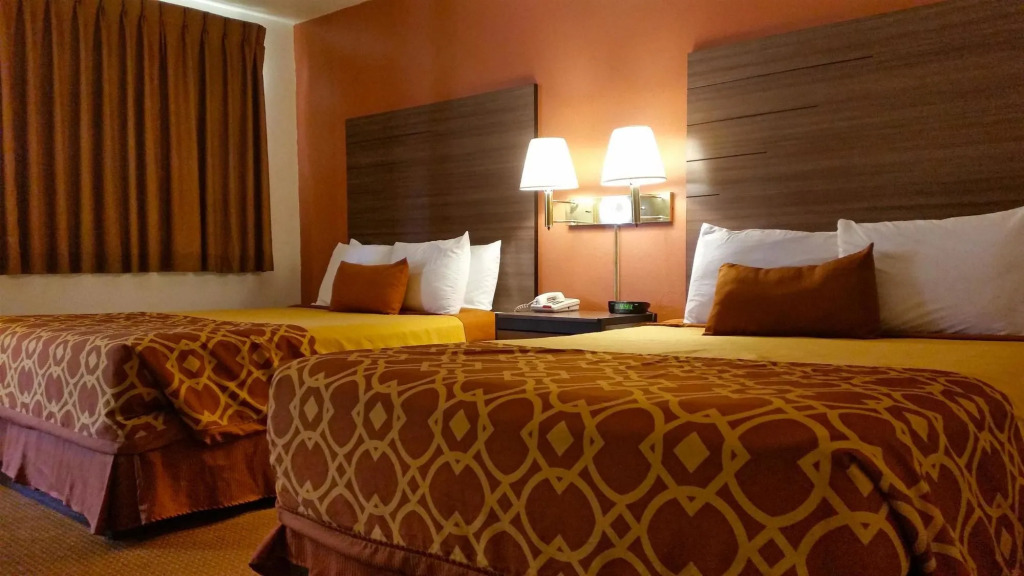 American Inn Of Liberal