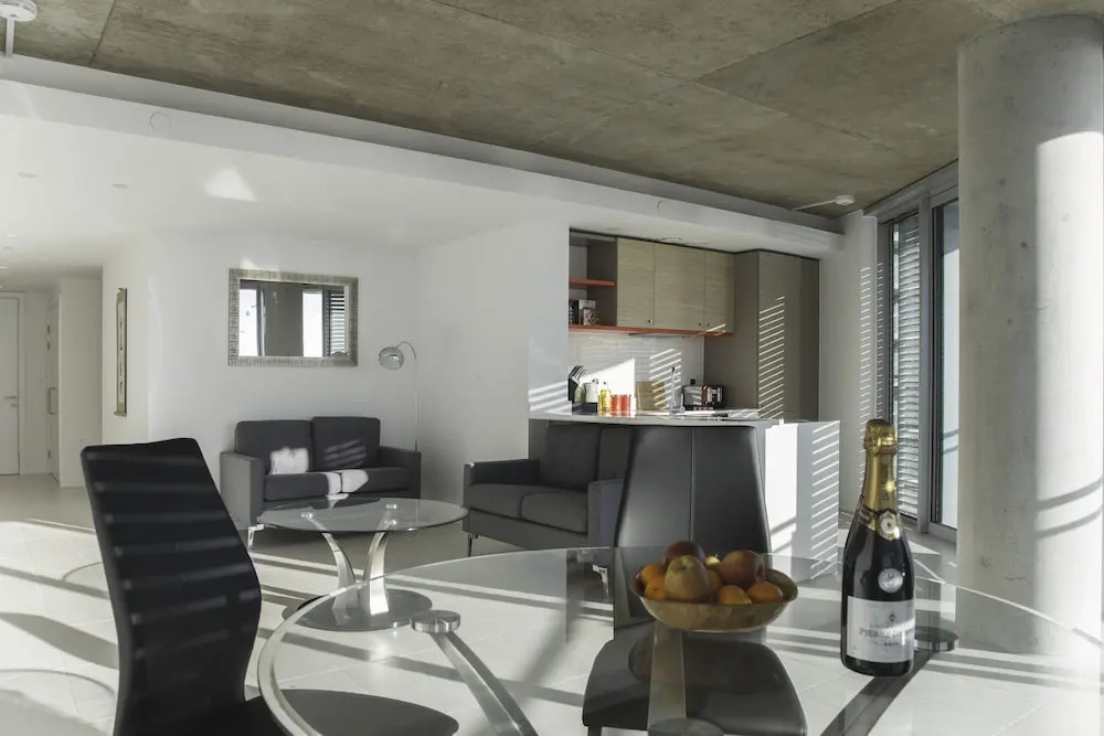 Klaro Apartments London Excel