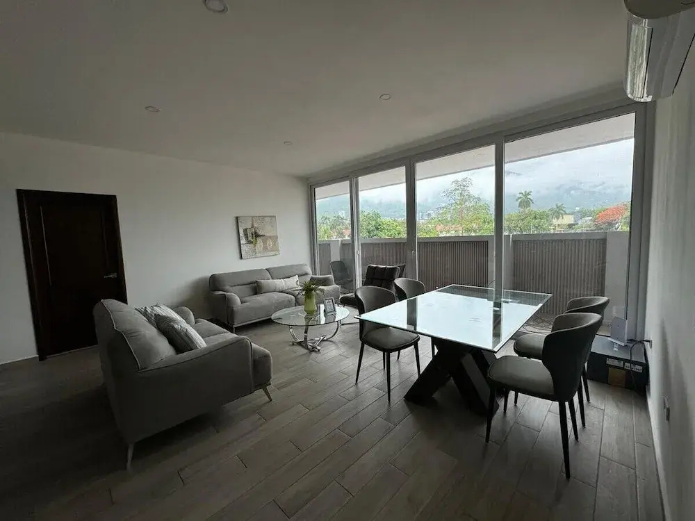 Luxury 3BR Penthouse City Mall SPS