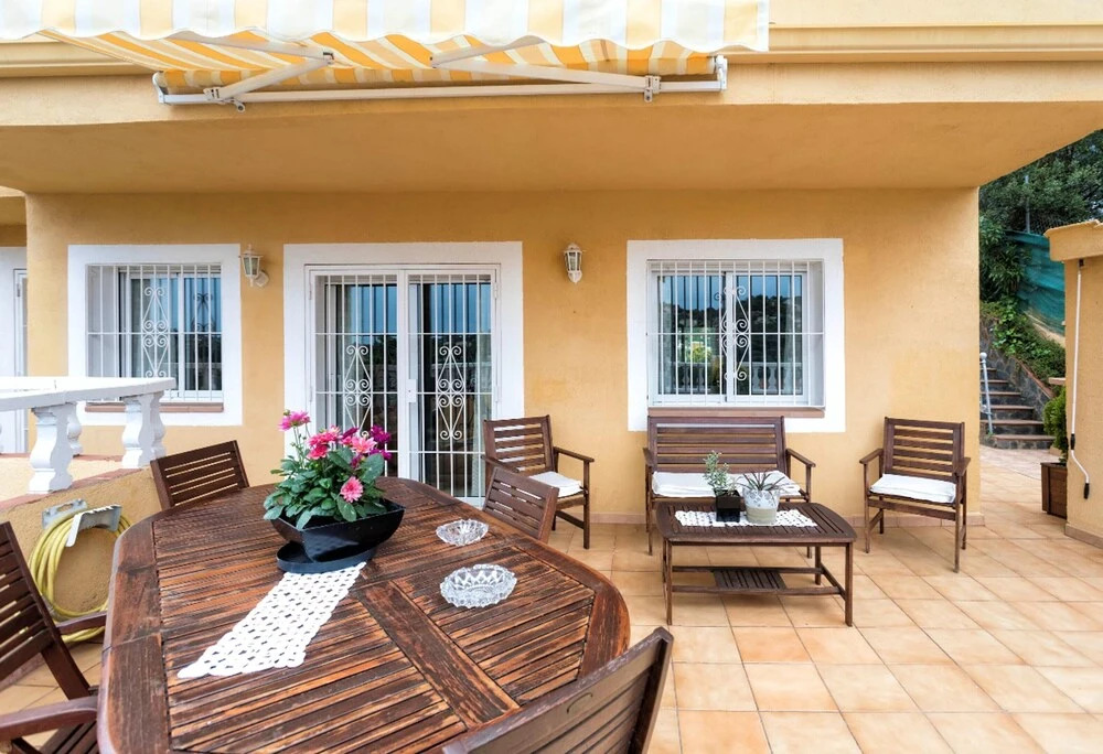 Apartment With 2 Bedrooms in Vidreres, With Wonderful Mountain View, Furnished Terrace and Wifi Near the Beach