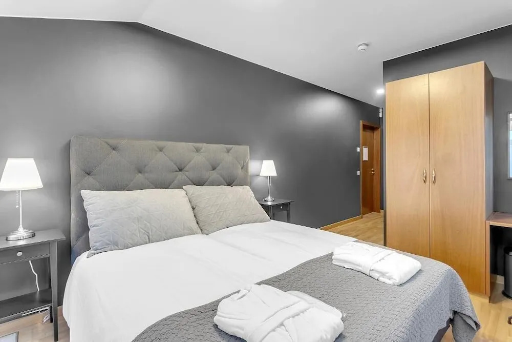 Tindasel Lodge