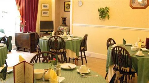 Grosvenor Gardens Hotel