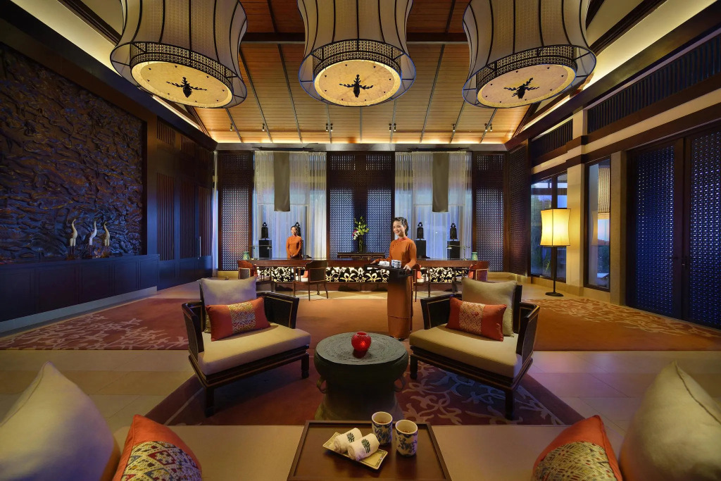 Курорт Banyan Tree Lang Co