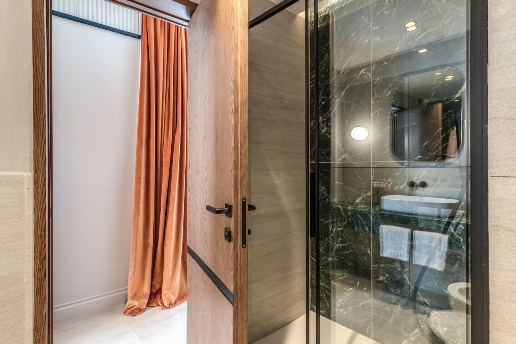 Santa Maria Maggiore Suites Apartments
