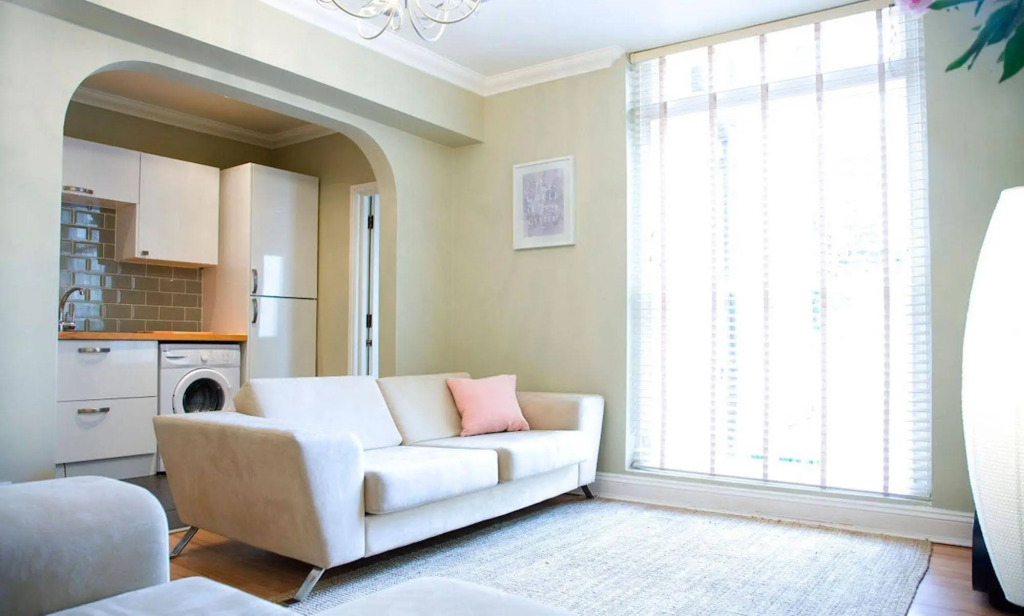 Brighton Getaways-Lansdowne Regency