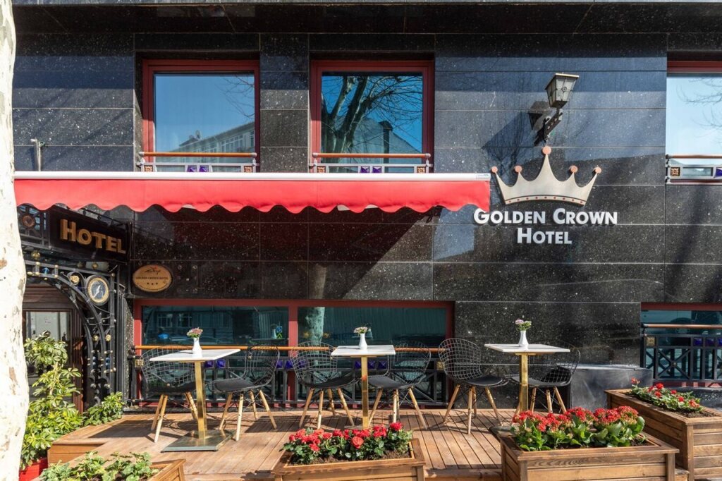 Golden Crown Hotel