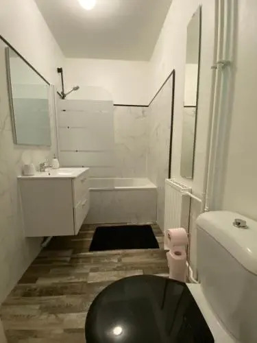 Bel Appartement Avec Parking Gratuit