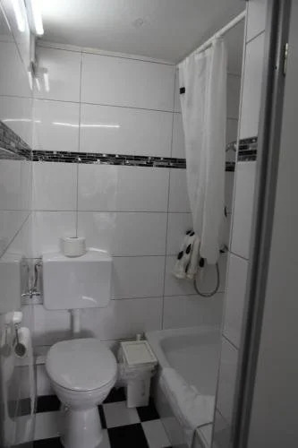 Hotel Moji 2